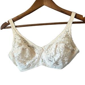 JCPenney‎ Madonna Beige Lace Bra 34D Floral Full Coverage Vintage Lingerie